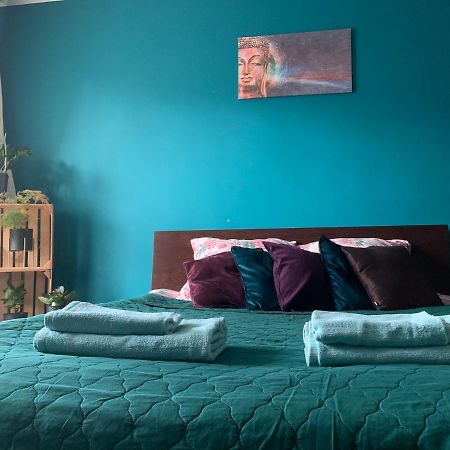 Uroczy Apartament W Centrum Miasta Szczecin Luaran gambar