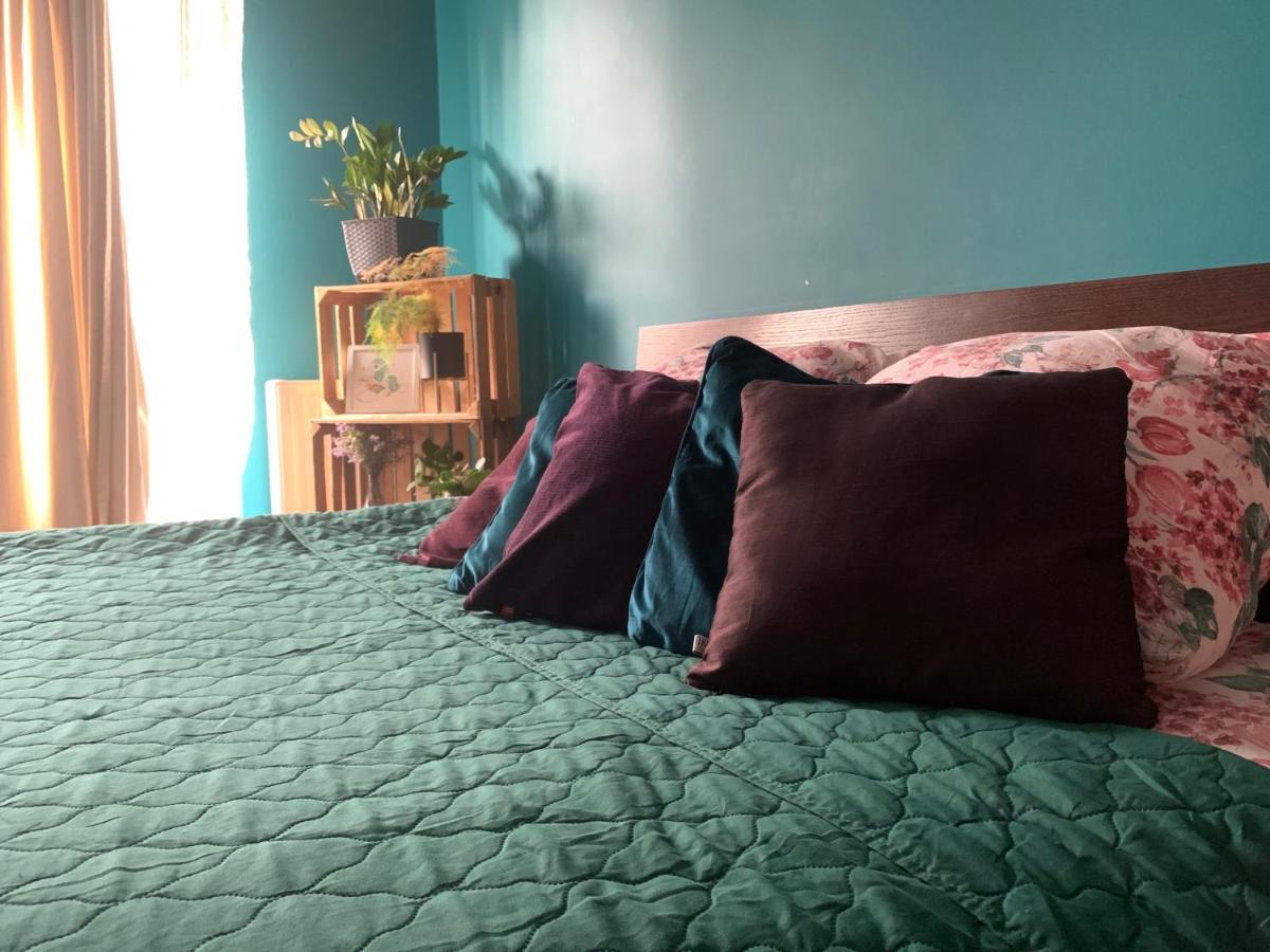 Uroczy Apartament W Centrum Miasta Szczecin Luaran gambar